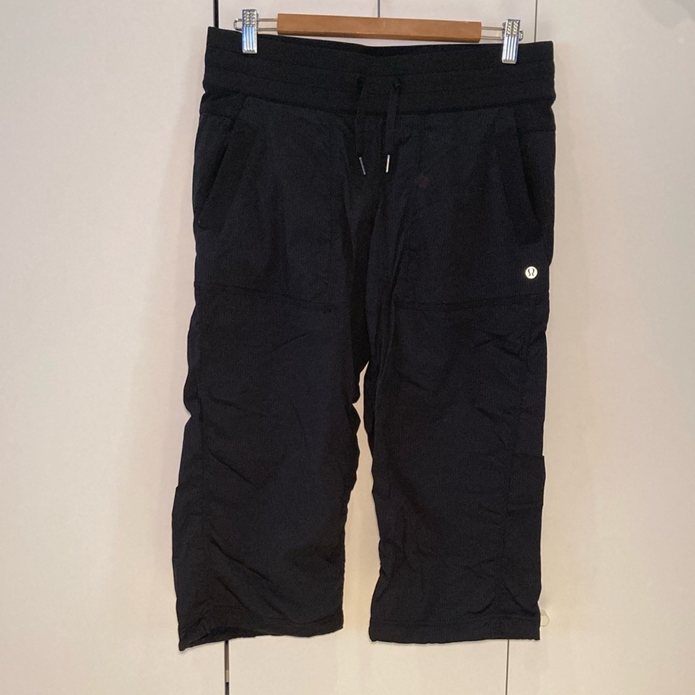 lululemon athletica Black Cropped Pants